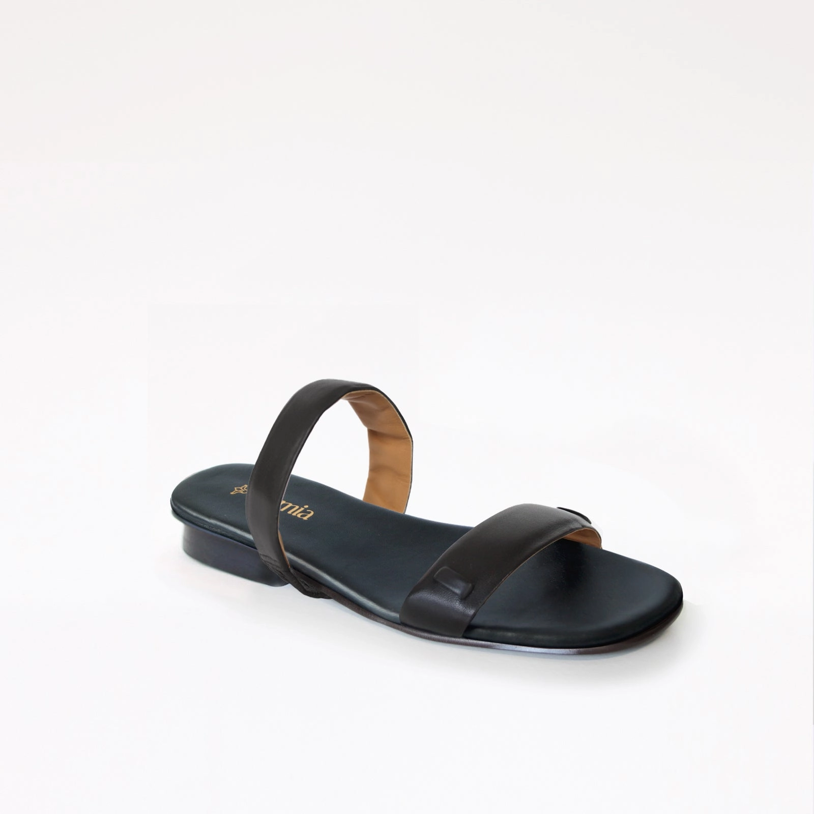 Sandals Bass Black Swap Sandal Middle Cushion