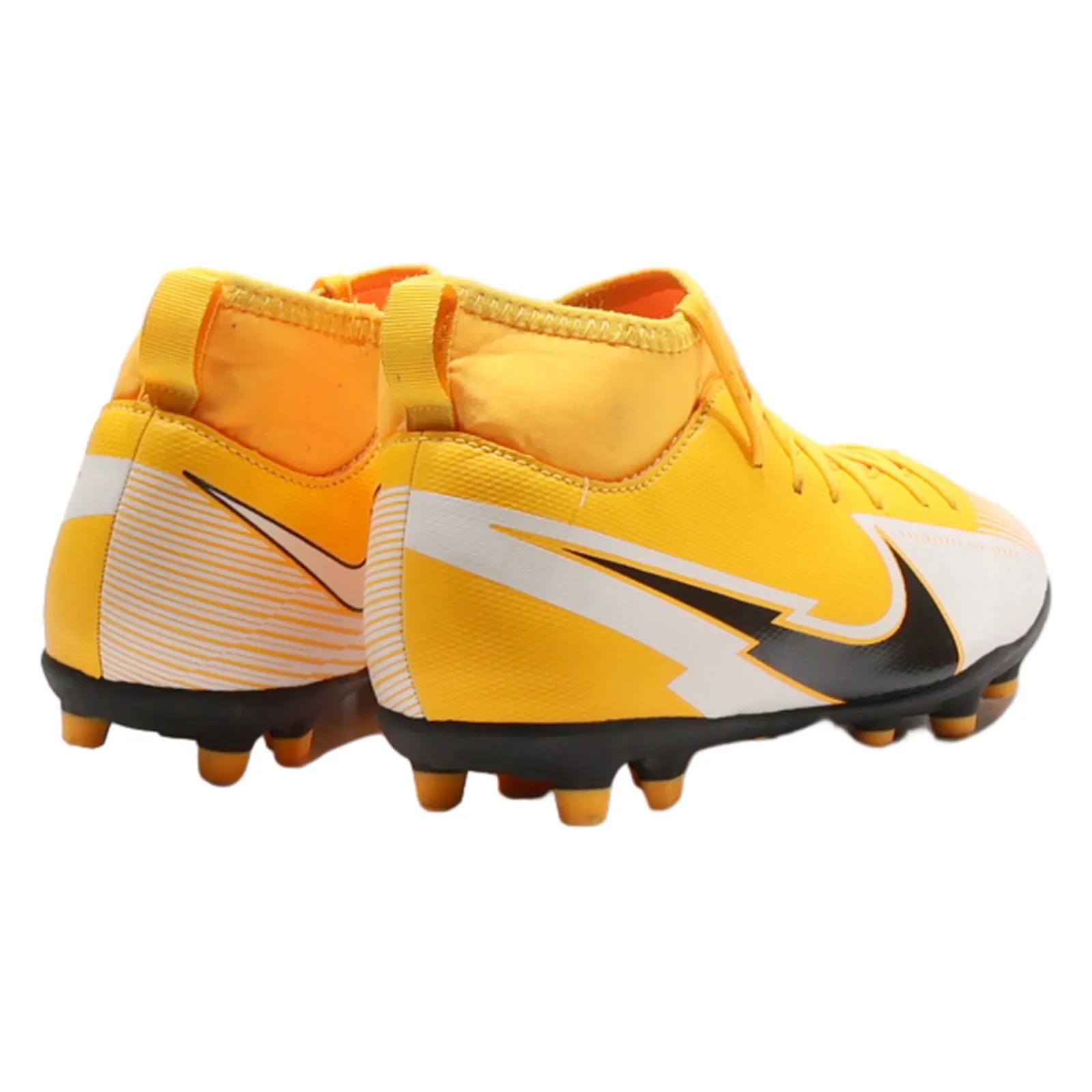 NIKE Football Boots Sneaker Trainers Orange Synthetic Boys UK 4 Soccer Cleats Collection