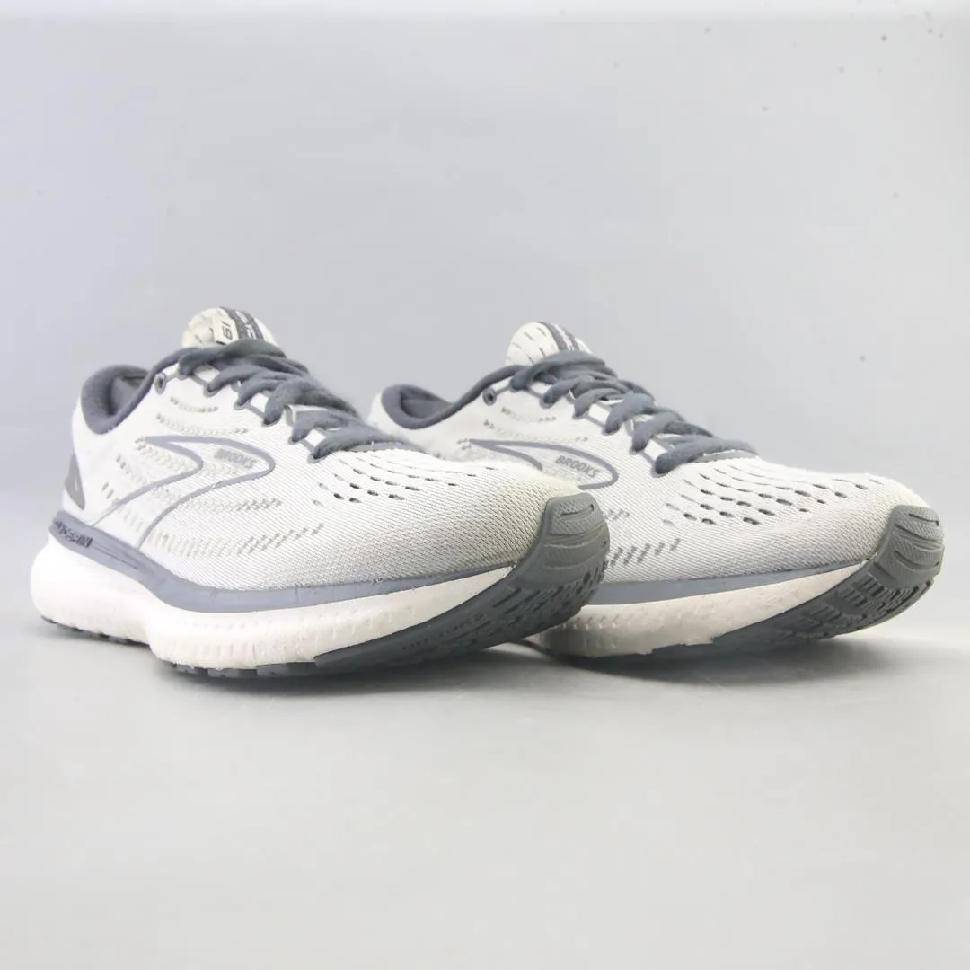 Highlight Basketball Shoes BROOKS GLYCERIN 19