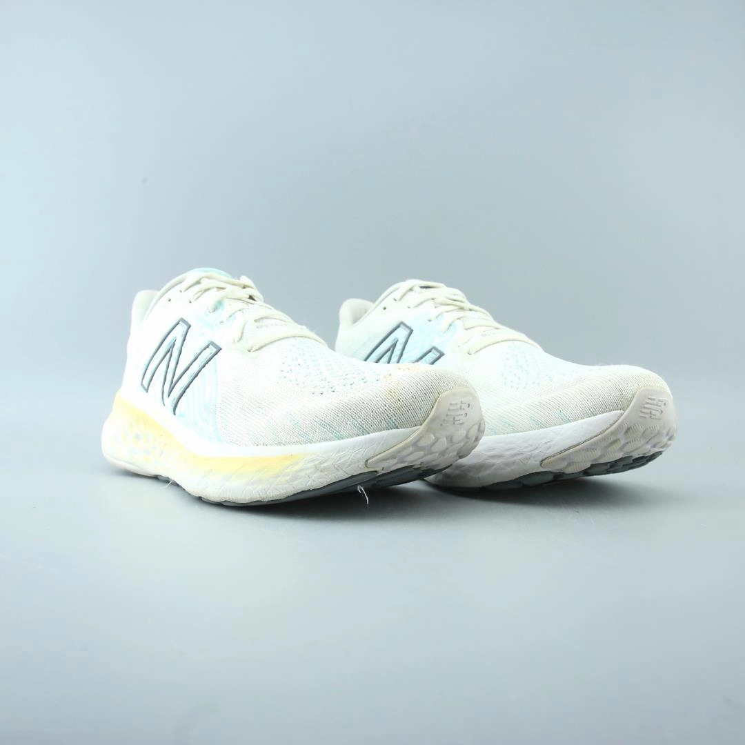 New Balance 480 Low NEW BALANCE FRESH FOAM X VONGO V5