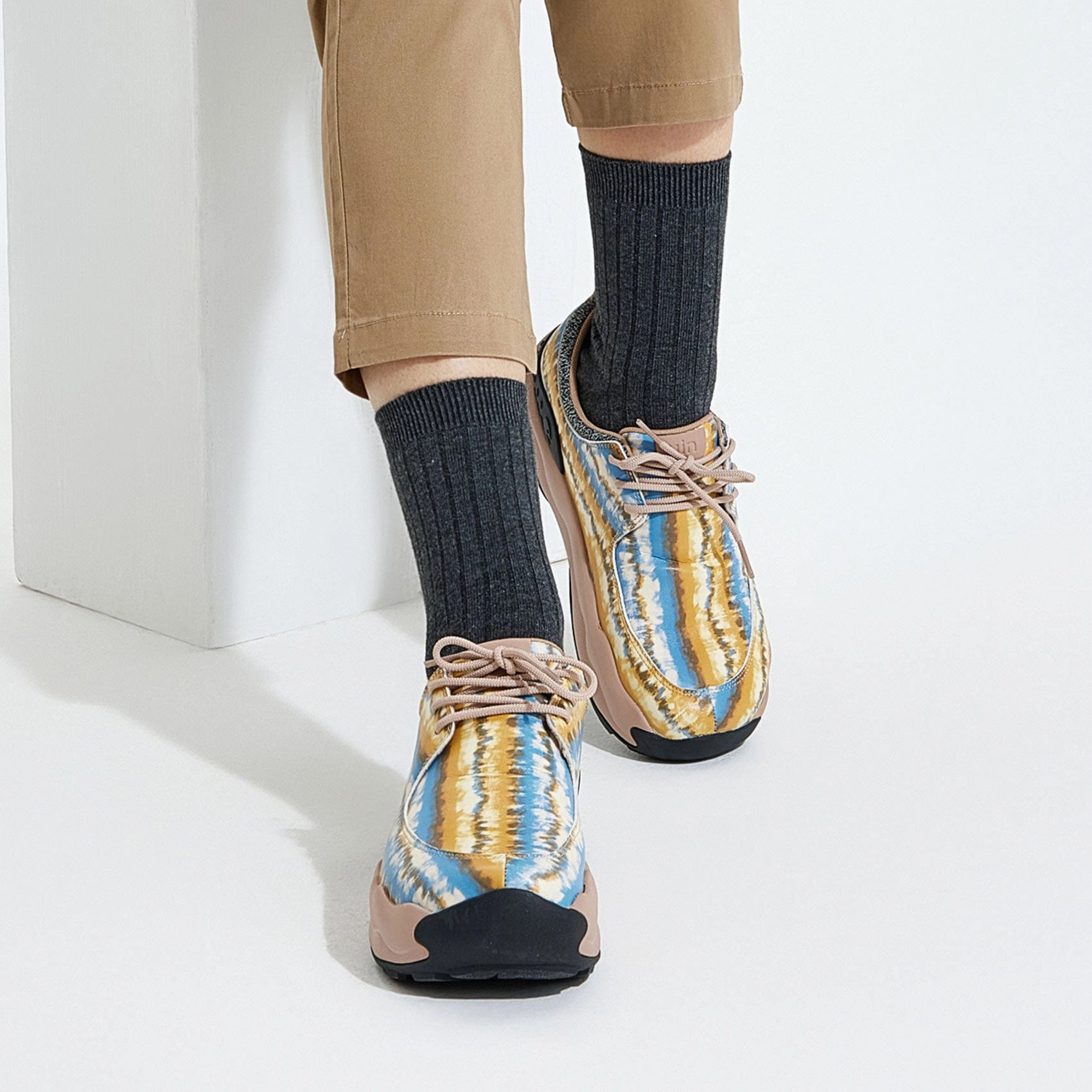 Altra Trail Running Shoe Heart Waves San Diego III Women