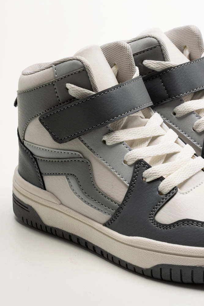 High Top Sneaker White & Grey Best Super Trainer Shoes