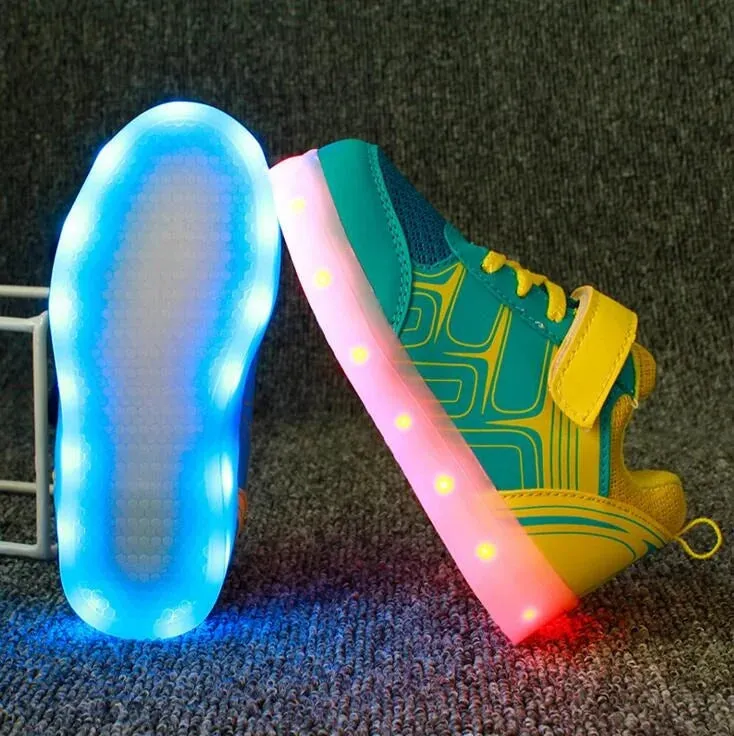 Kids Luminous Shoes Trail Running Shoes Instead Of Hiking Boots