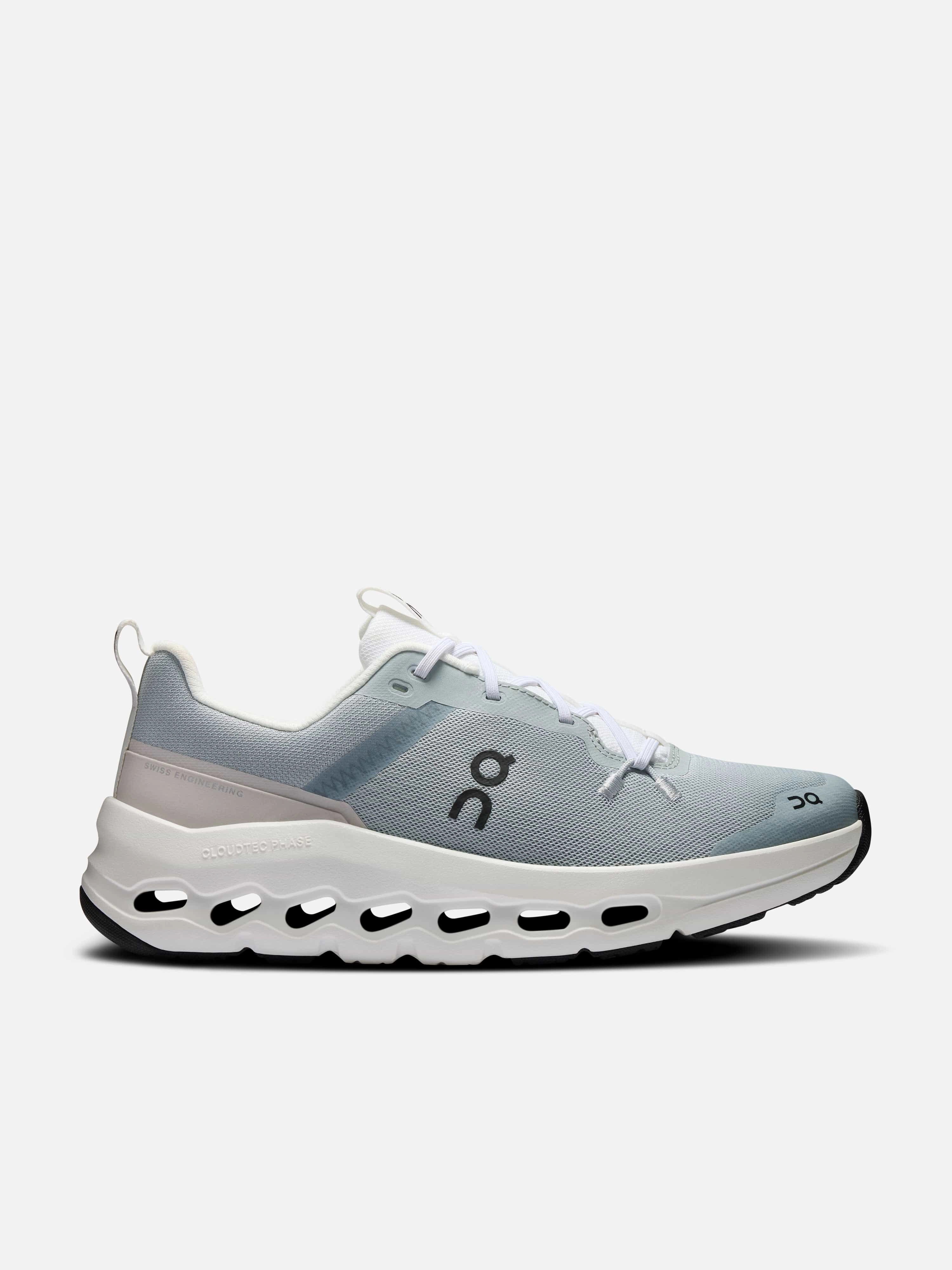 Kids Cloudleap Trainers in Blue And Basketball Shoes