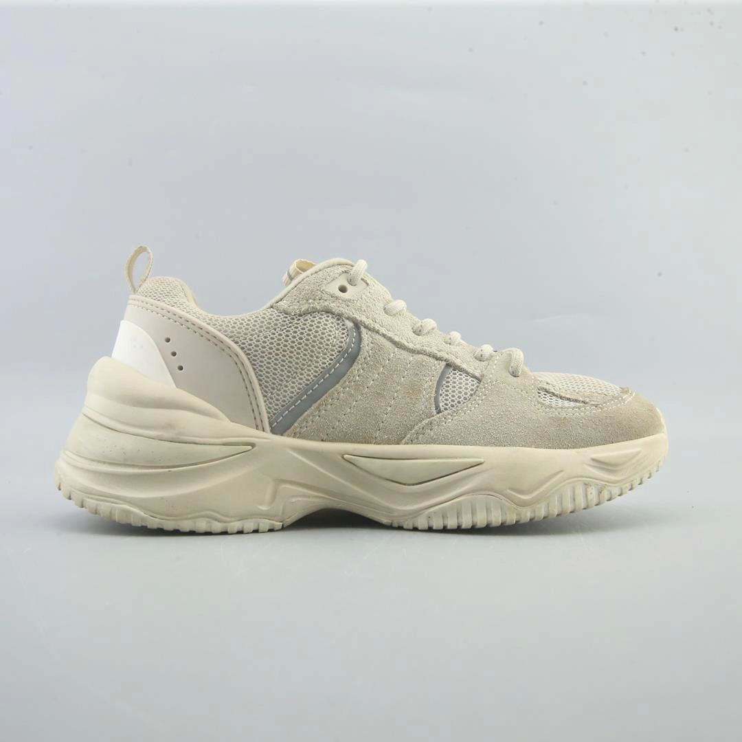 Running Shoe Company ZARA. BIEGE