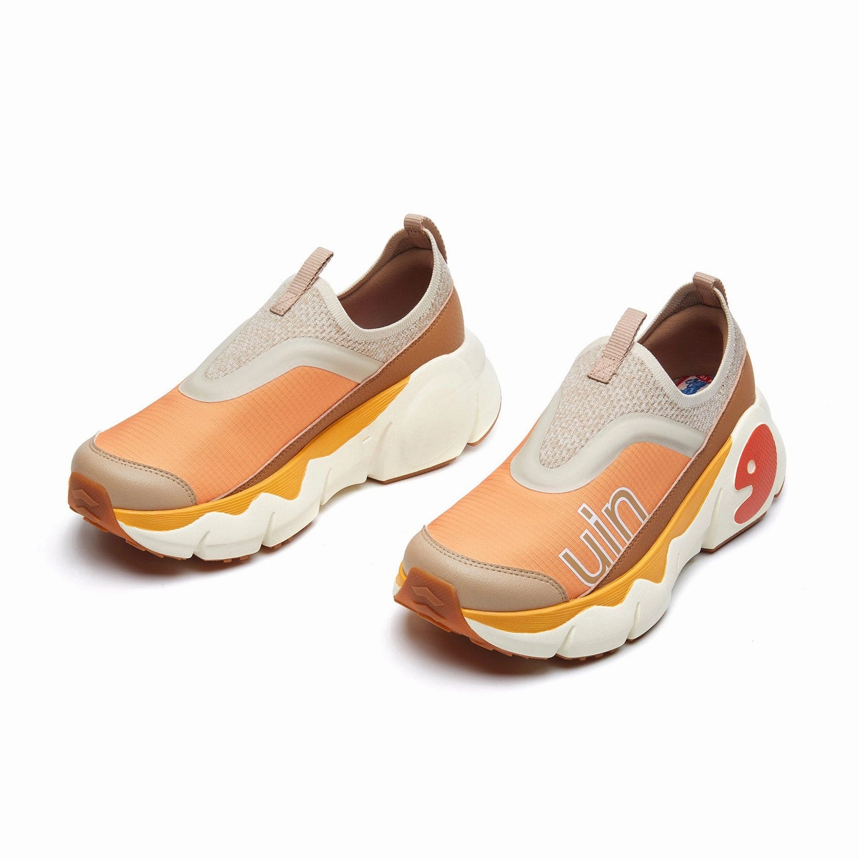 Navajo White Sotogrande II Women Insulated Trail Running Shoes