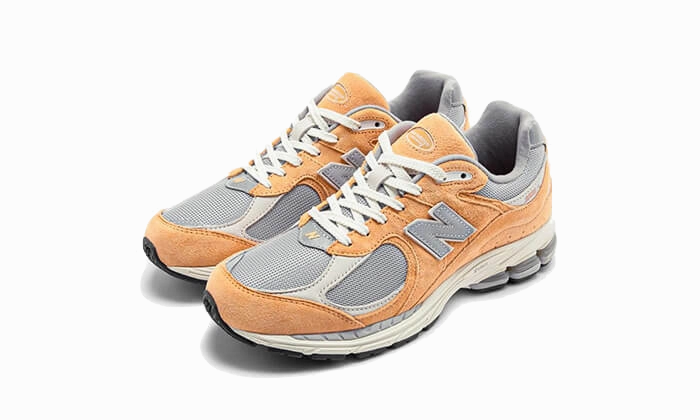 New Balance Monochrome New Balance 2002R Sweet Caramel