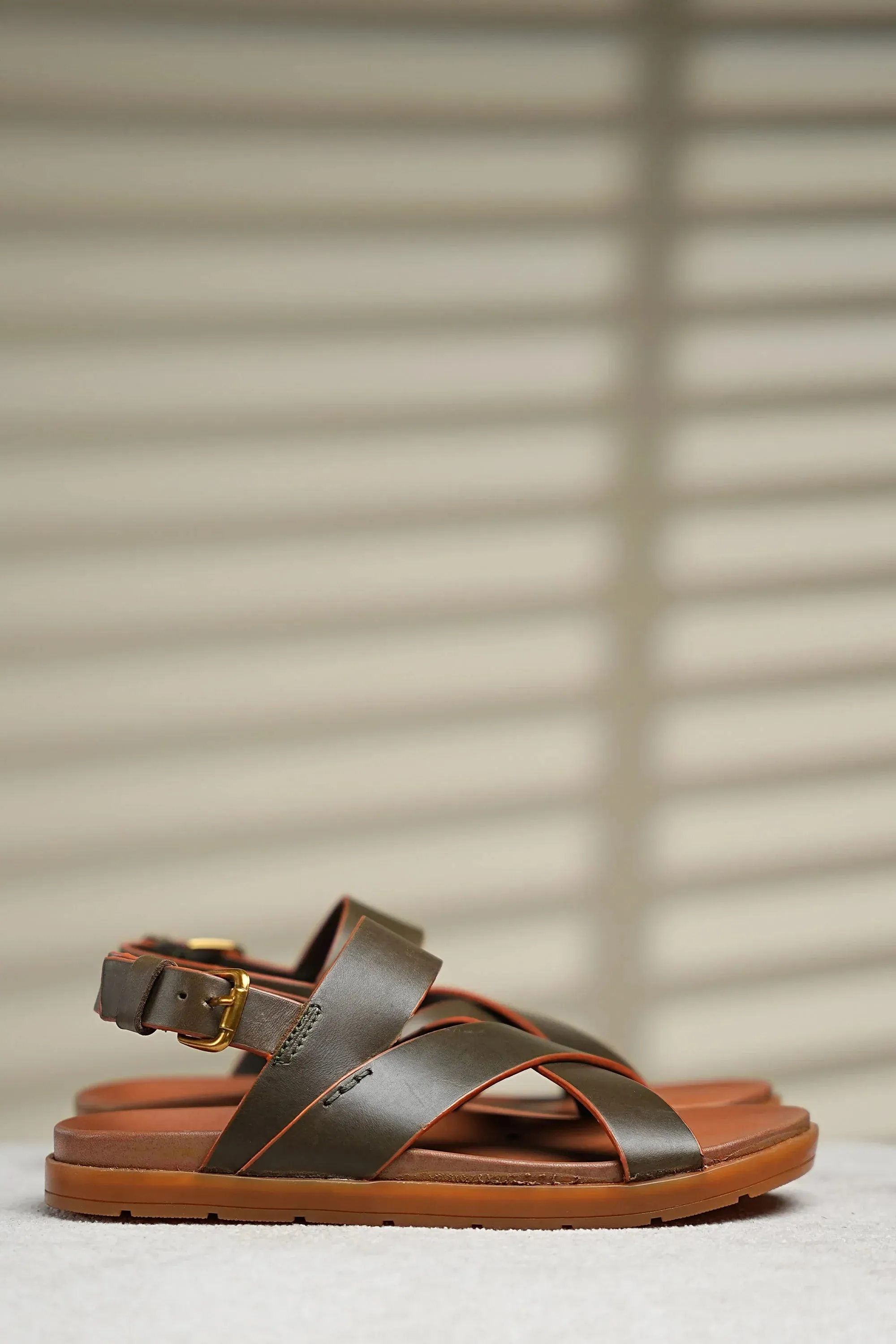 Compare Sandals Resorts LOGO KIDS 7157 GRA