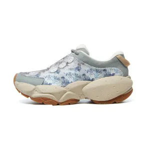 Trail Shoe Covers Lost in the Blue Sky Dreamland I Women