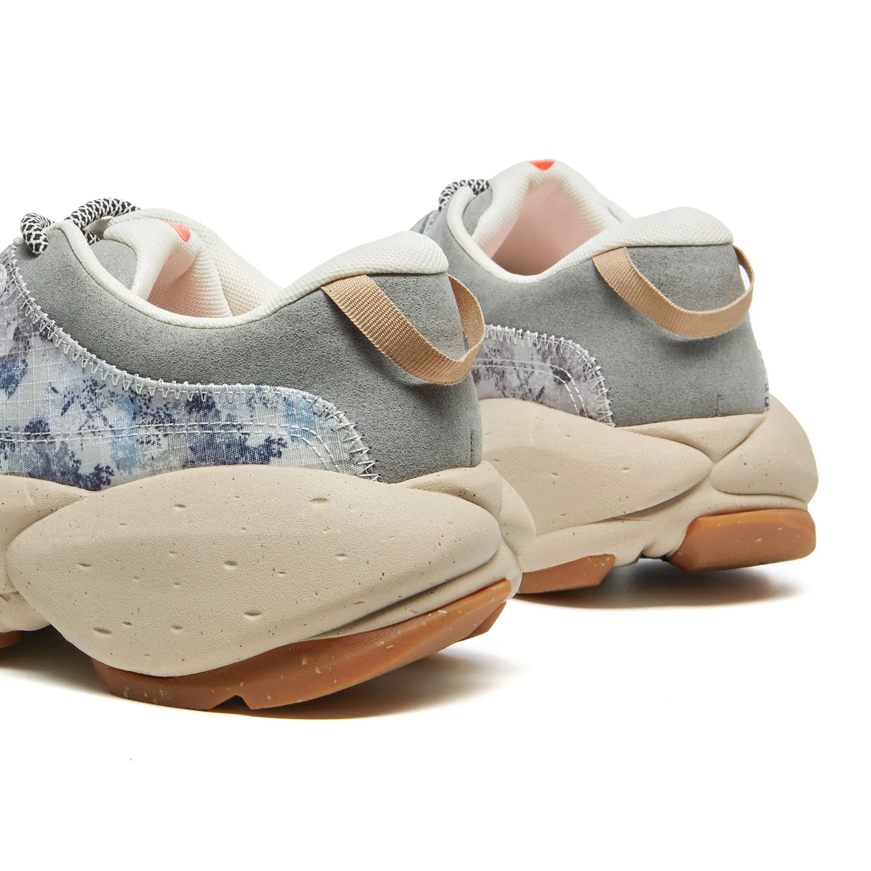 Trail Running Shoes 573 Lost in the Blue Sky Dreamland I Women