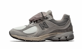 New Balance 9060 Joe Freshgoods Inside Voices Penny Cookie Pink New Balance 2002R Pocket Grey