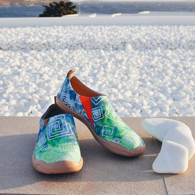 LOVE IN SPRING Best White Casual Shoes