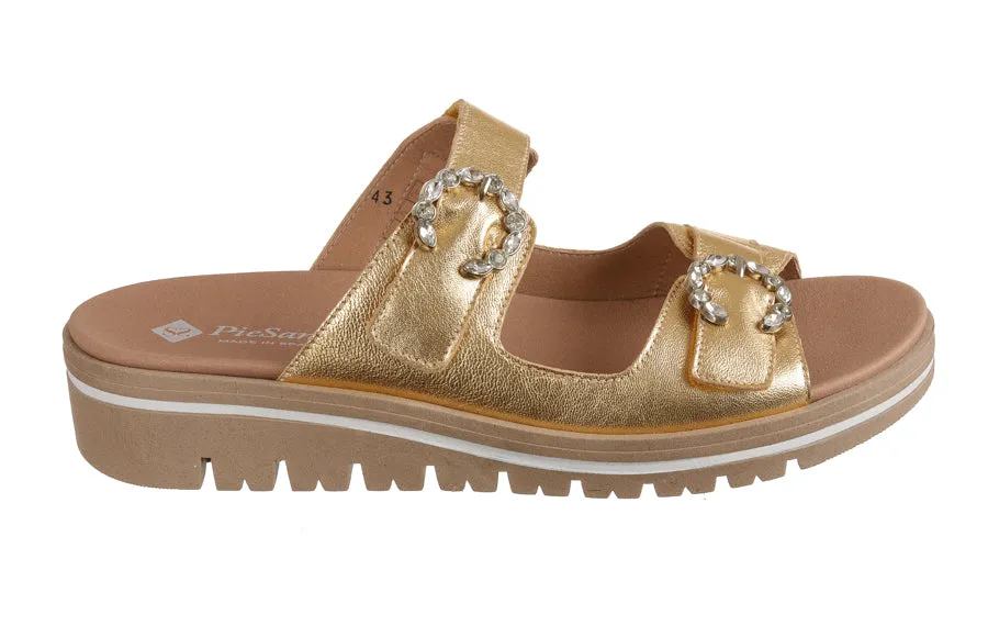 Cardinal Slippers Pie Libra