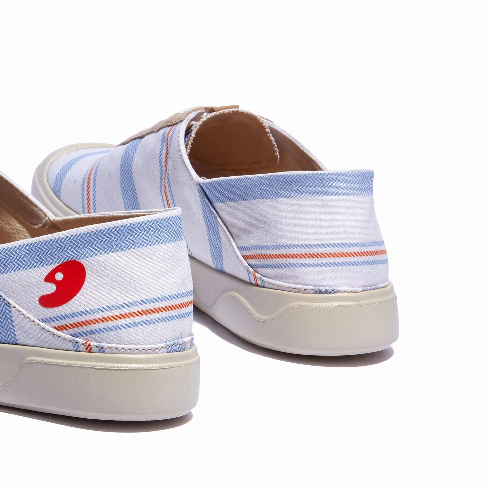 Crimson Skyline Cadiz VII Men New Balance 530 Casual Shoes