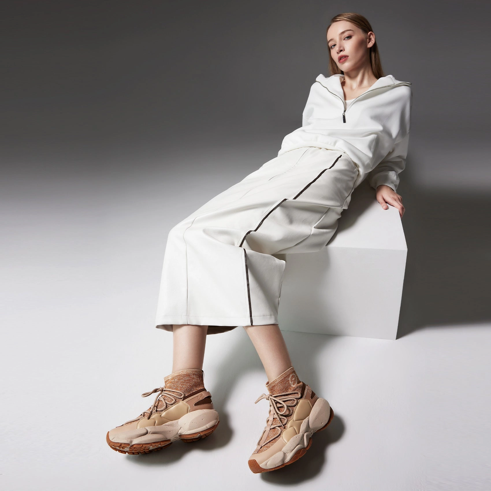 Best Trail Shoes For Utmb Maple Sugar Brown Dreamland VI Women