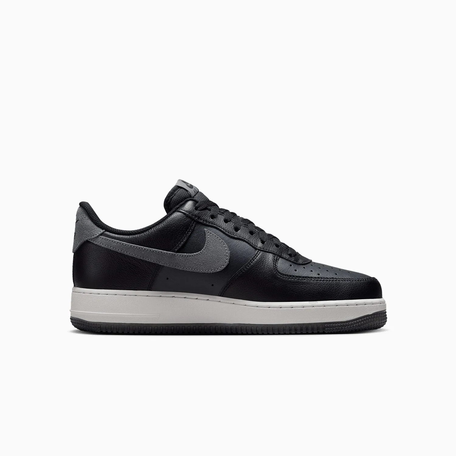 Nike Lebron Shoe Men's Air Force 1 `07 LV8 "Smoke Grey"