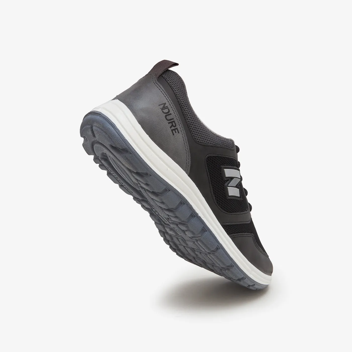 Men's Stylish Trainers Puma Radiate Mid Training Shoes