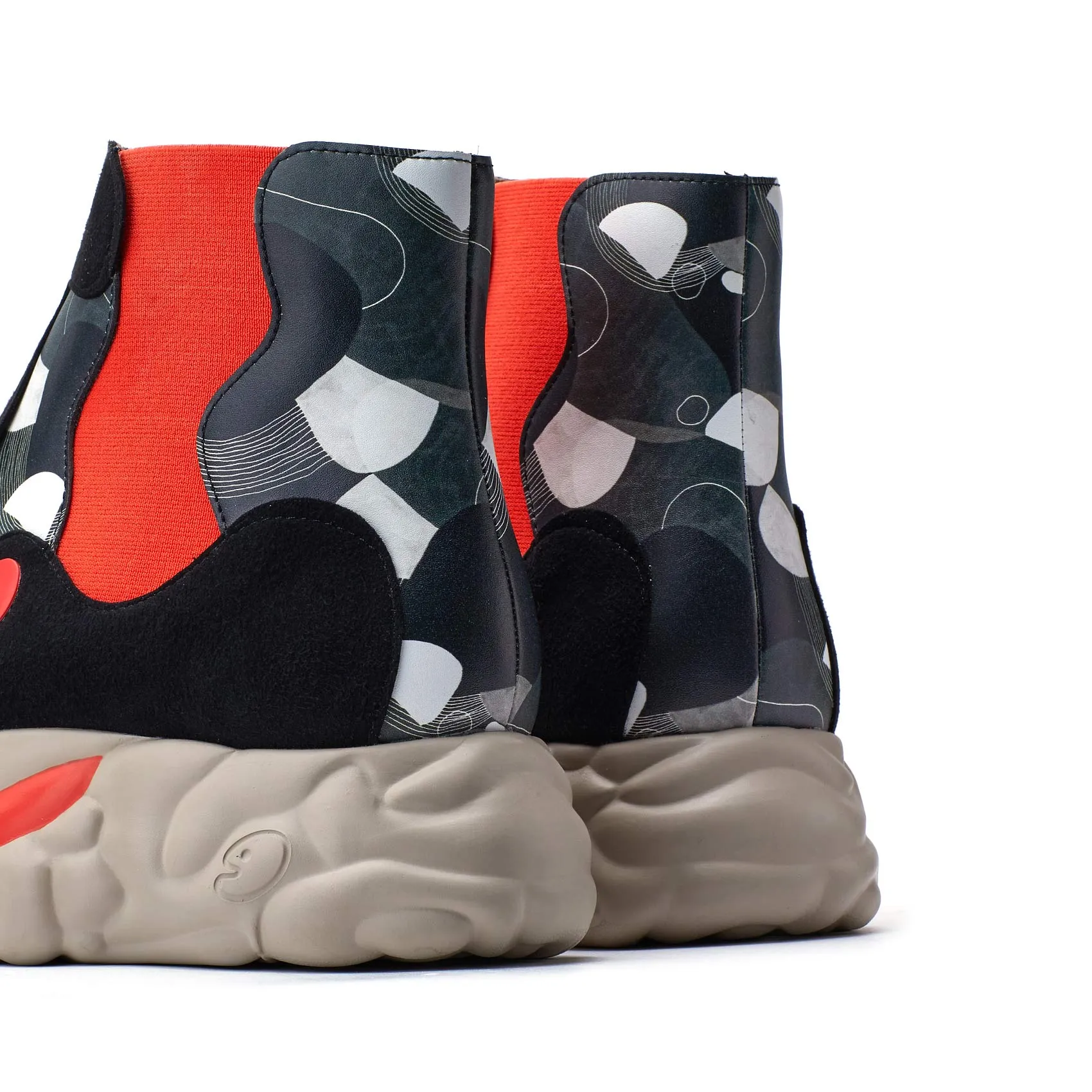 Midnight Path 5 Sanamolls III Women Shoes That Turn To Skates