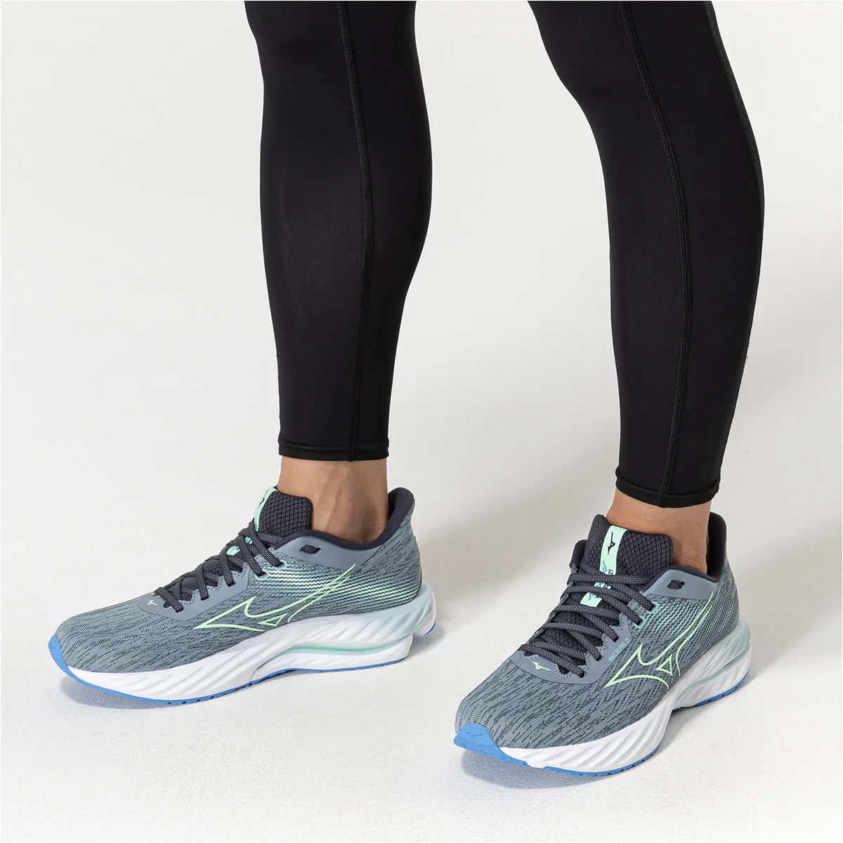 Mizuno Wave Inspire 21 Mens Running Shoes Shoes With Toes For Running