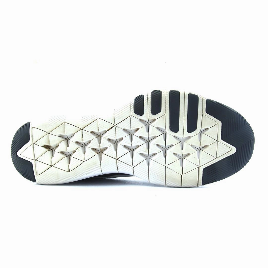 Nike Air Turf Shoes NIKE FLEX TR 8