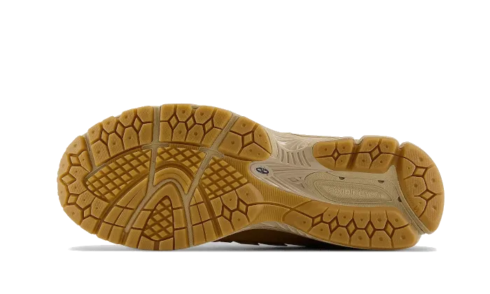 White New Balance Sneakers Women's New Balance 1906R Cordura Pocket Tobacco