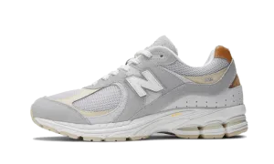 New Balance 2002R Concrete Grey New Balance White Leather Shoes