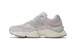 New Balance 990v3 Navy New Balance 9060 December Sky