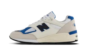 New Balance 990 v2 Made In USA White Blue New Balance Black Cat 9060 Release Date