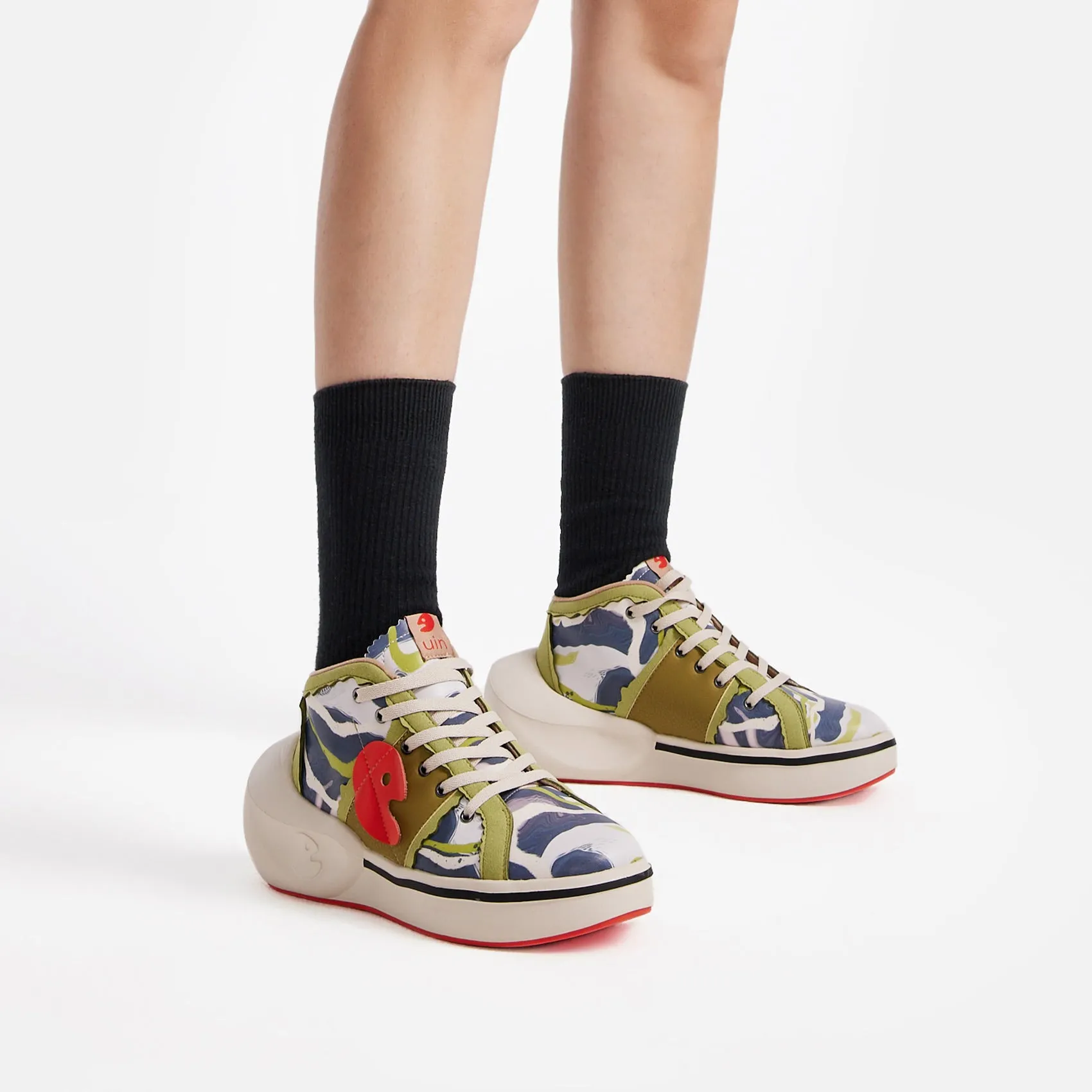 New Color 4 Bilbao B3 Women Oakley Skate