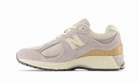 New Balance 2002R Rain Cloud Angora New Balance Shoes For Women Pink