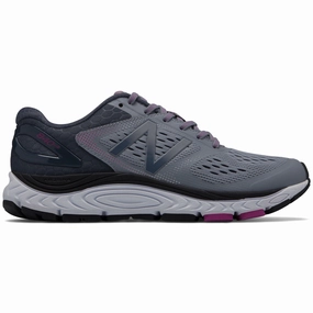 New Balance 840v4 Cyclone/Poisonberry (Women's) New Balance Vongo V6