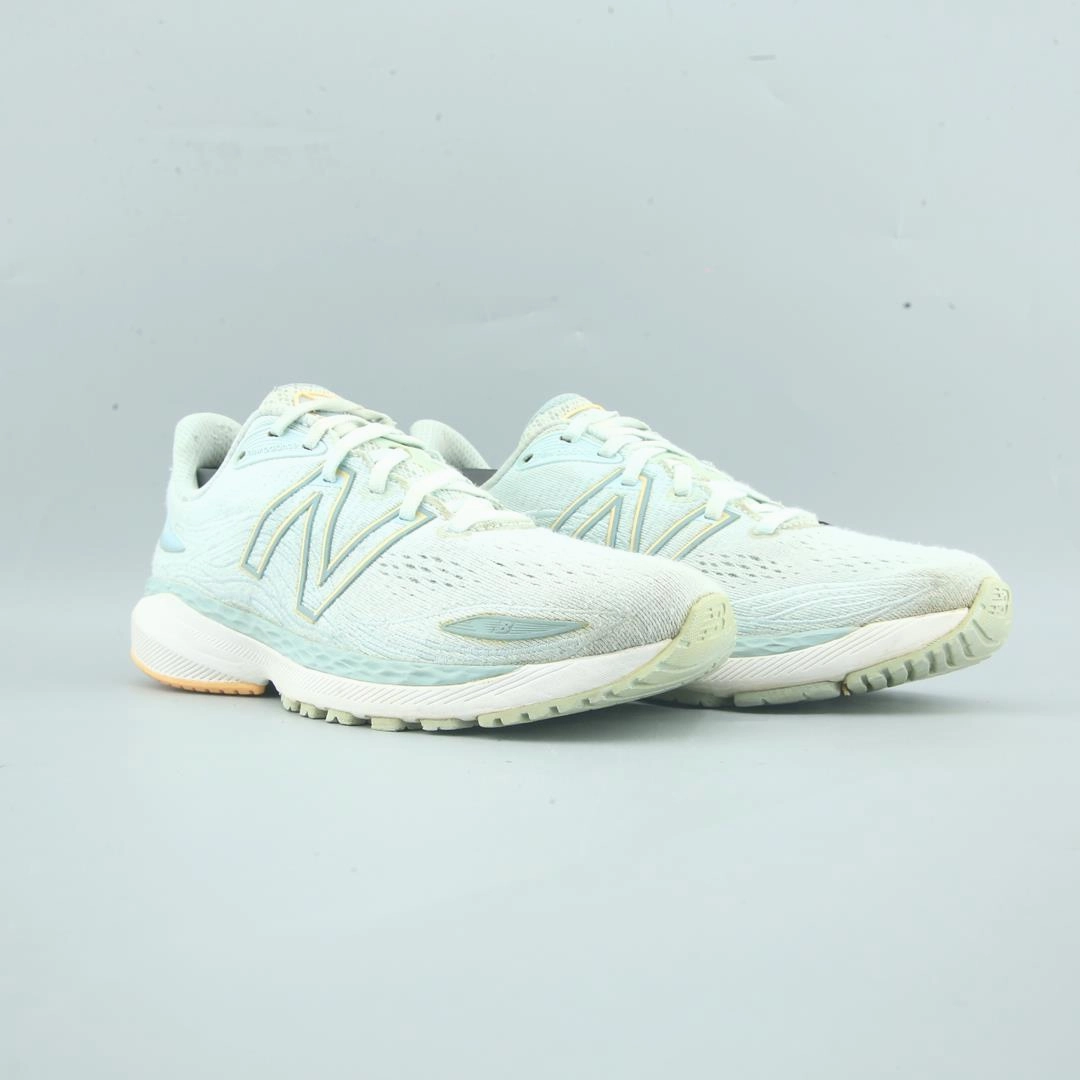 NEW BALANCE FRESH FOAM X 860 V12 New Balance 530 Sea Salt White Cream