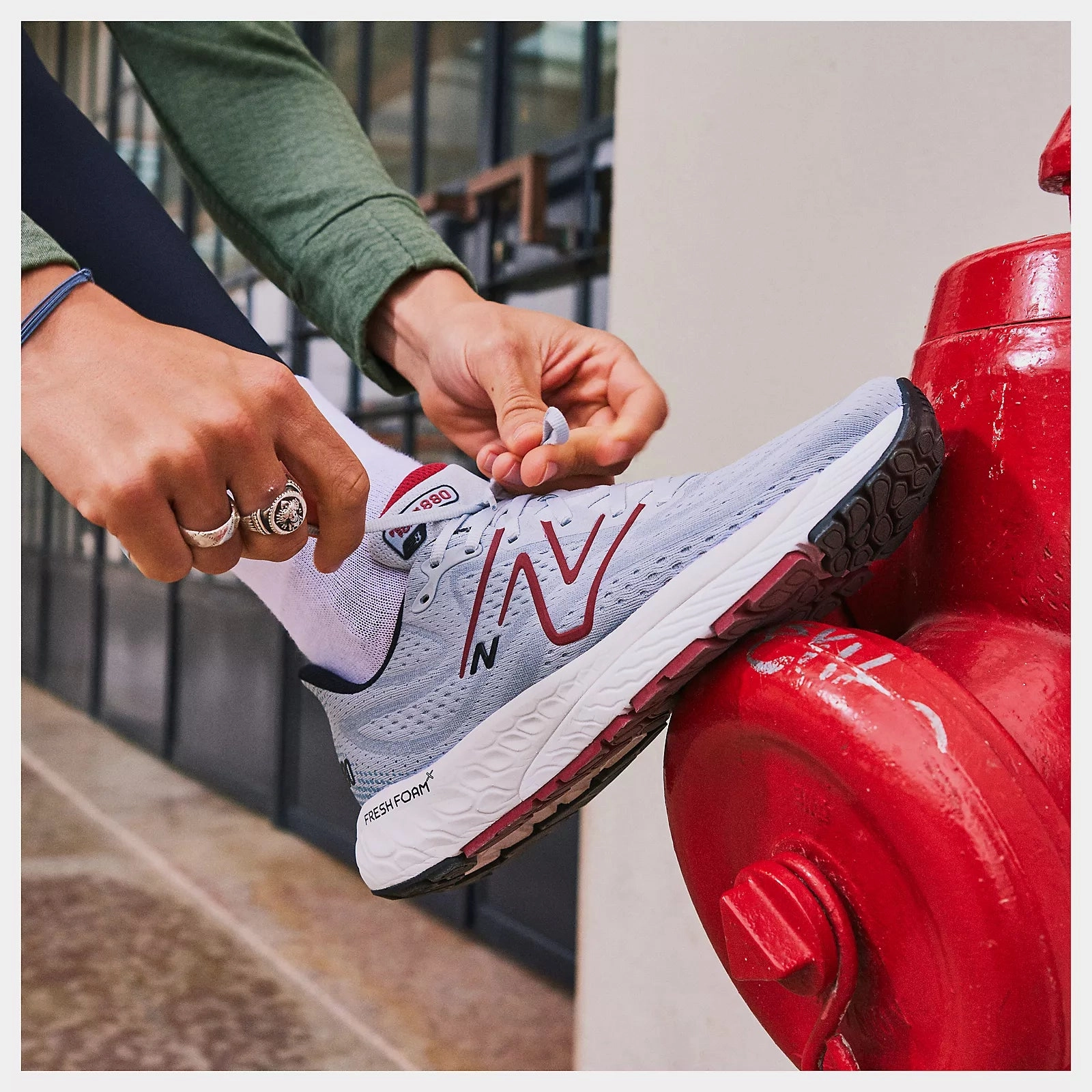 New Balance Mens X 880v13- Aluminum Grey (M880G13) New Balance 9060 Beige Pink