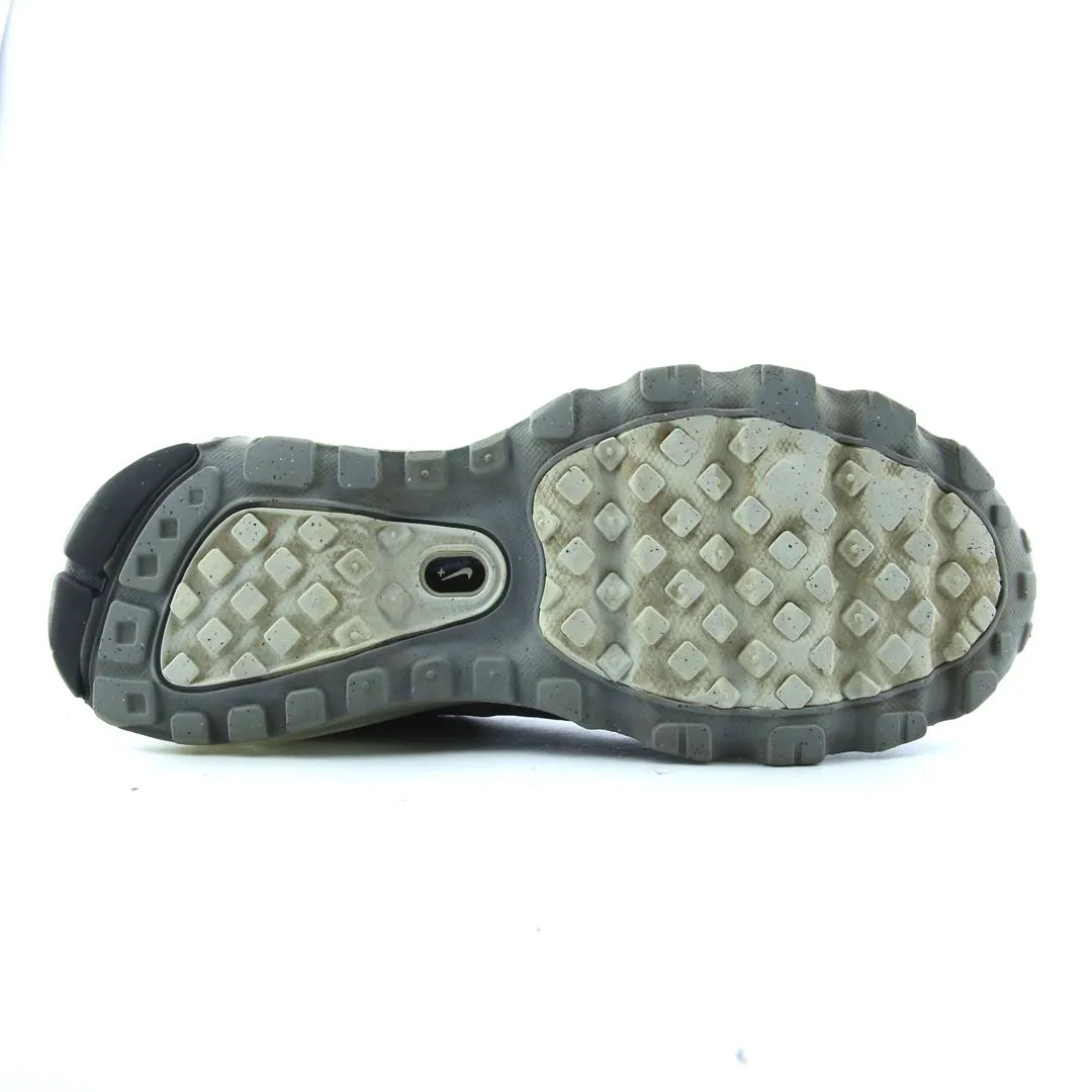 The Gloves Nike Shoes NIKE AIR MAX  2011