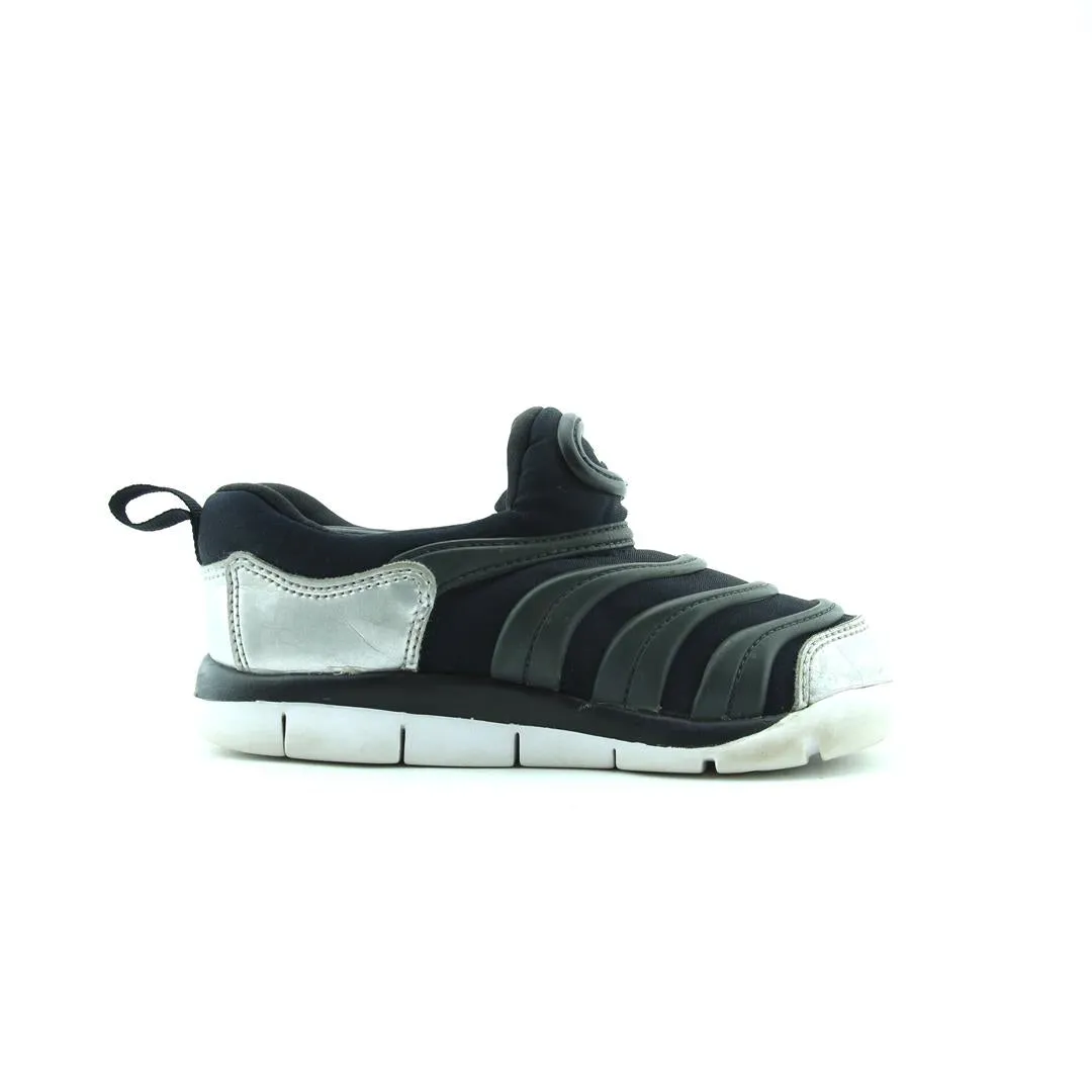 NIKE DYNAMO FREE Size Nike Shoes