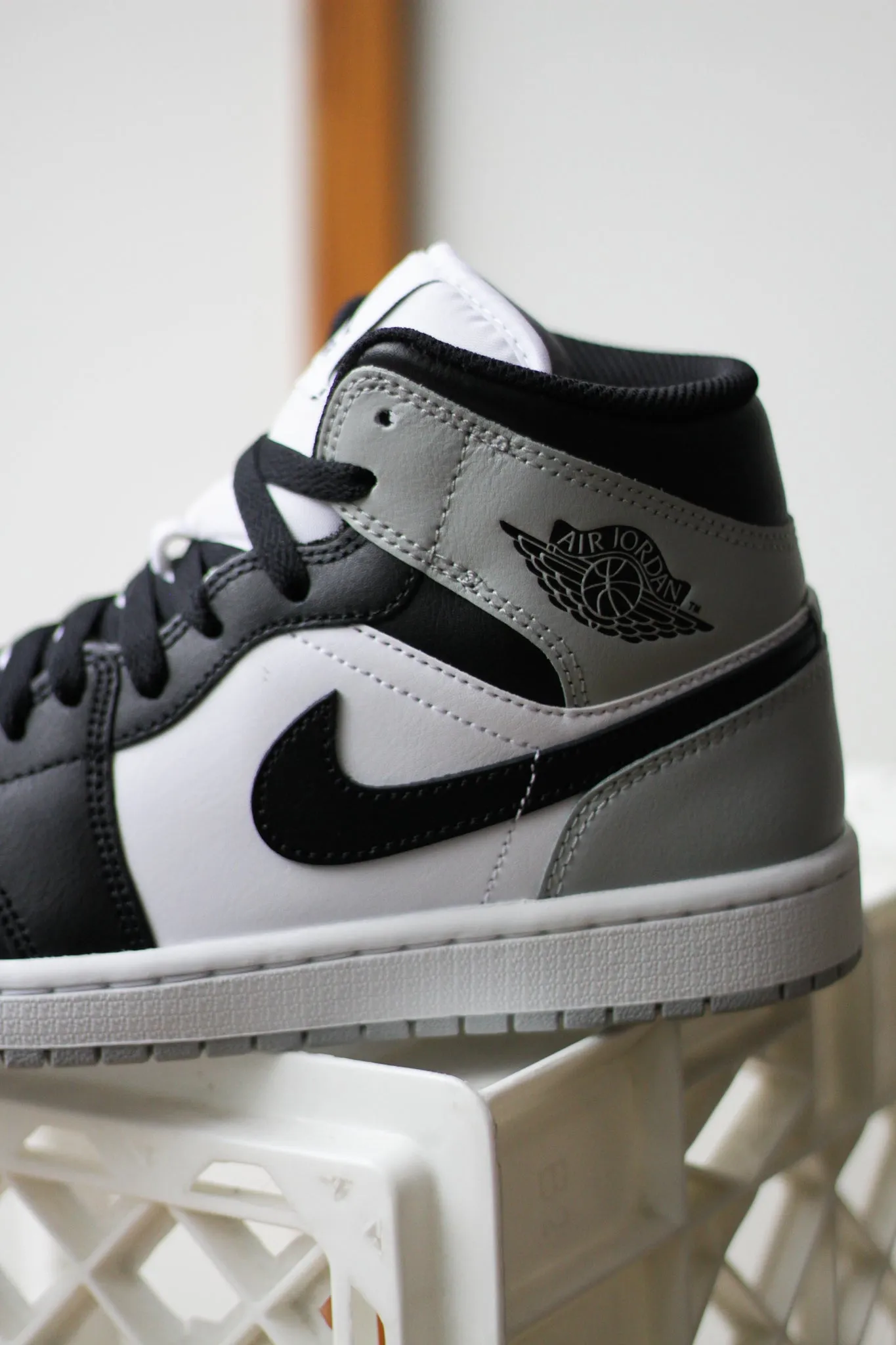 AIR JORDAN 1 MID "WHITE/BLACK-LT SMOKE GREY" South Beach Nike Shoes
