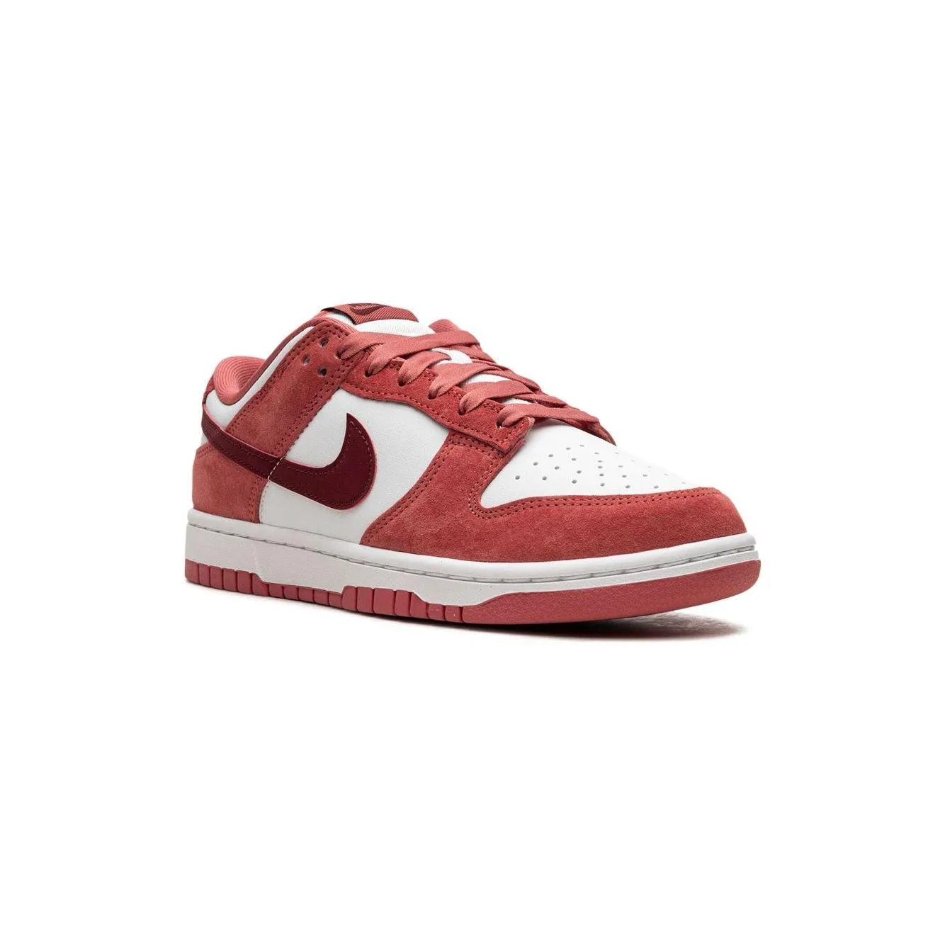 Nike Women's Dunk Low Valentines Shoes - White / Team Red / Adobe / Dragon Red Nike Free Metcon 6 Training Shoes