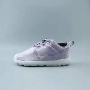 NIKE ROSHE ONE Nike Running Shoe Wide