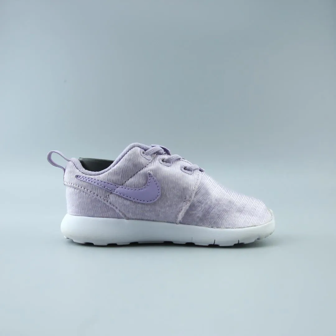 NIKE ROSHE ONE Nike Basketball Shoes Hyper