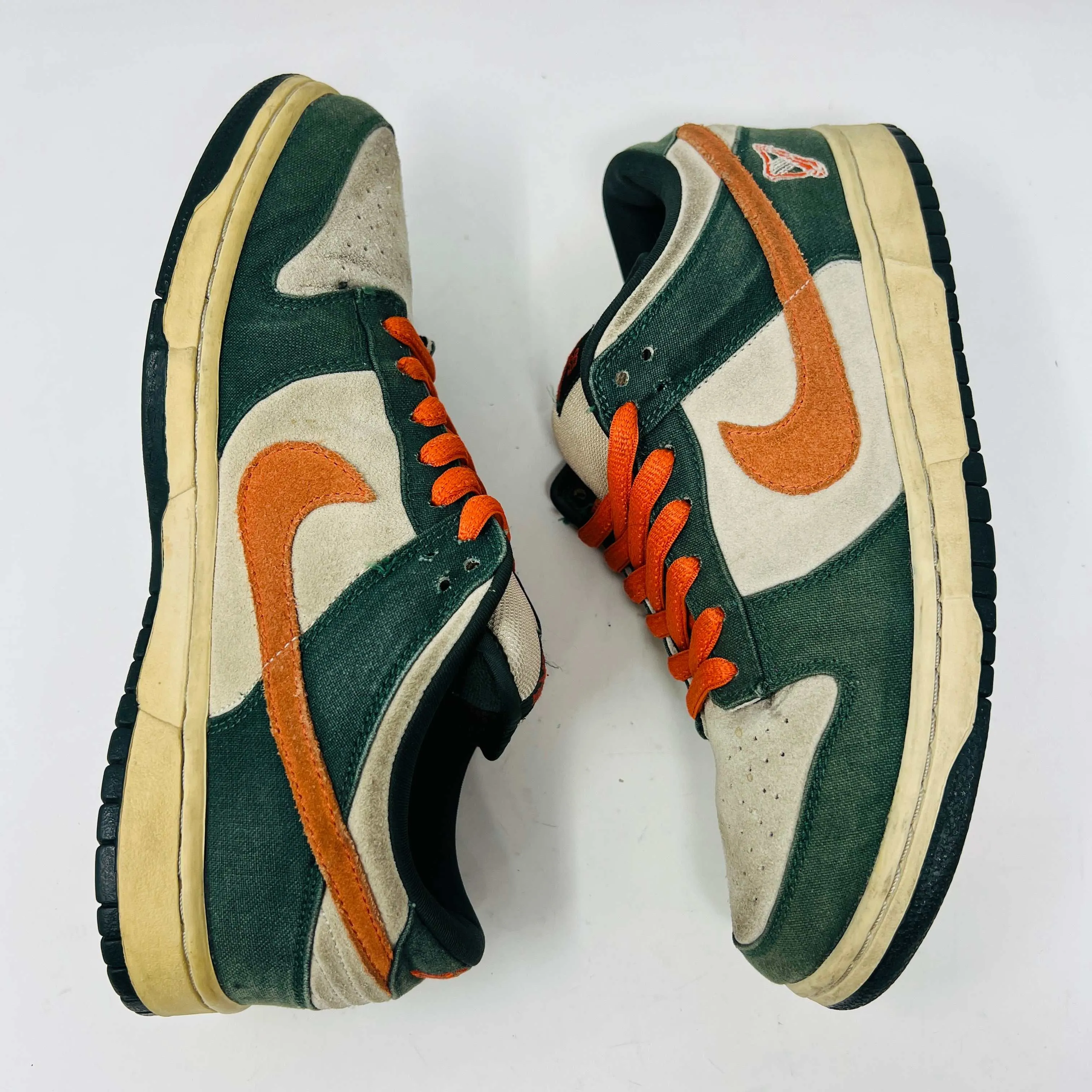 Nike SB Dunk Low Eire Nike Air Pegasus Running Shoes