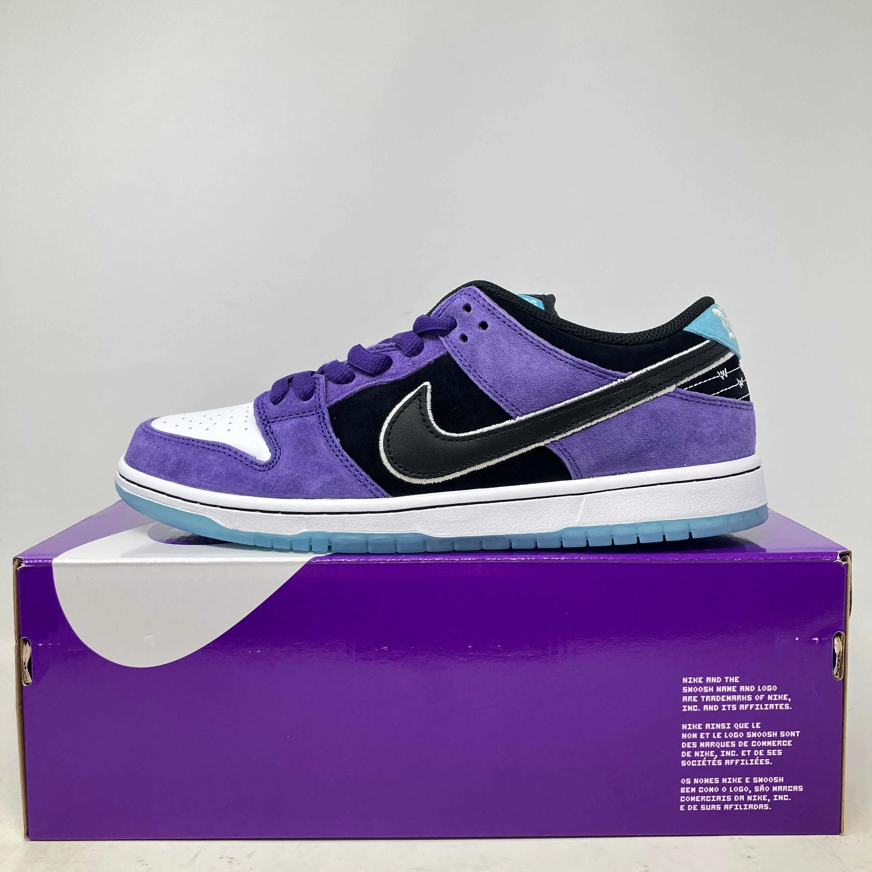 Nike SB Dunk Low Hayley Wilson Nike Pro Soccer Shoes