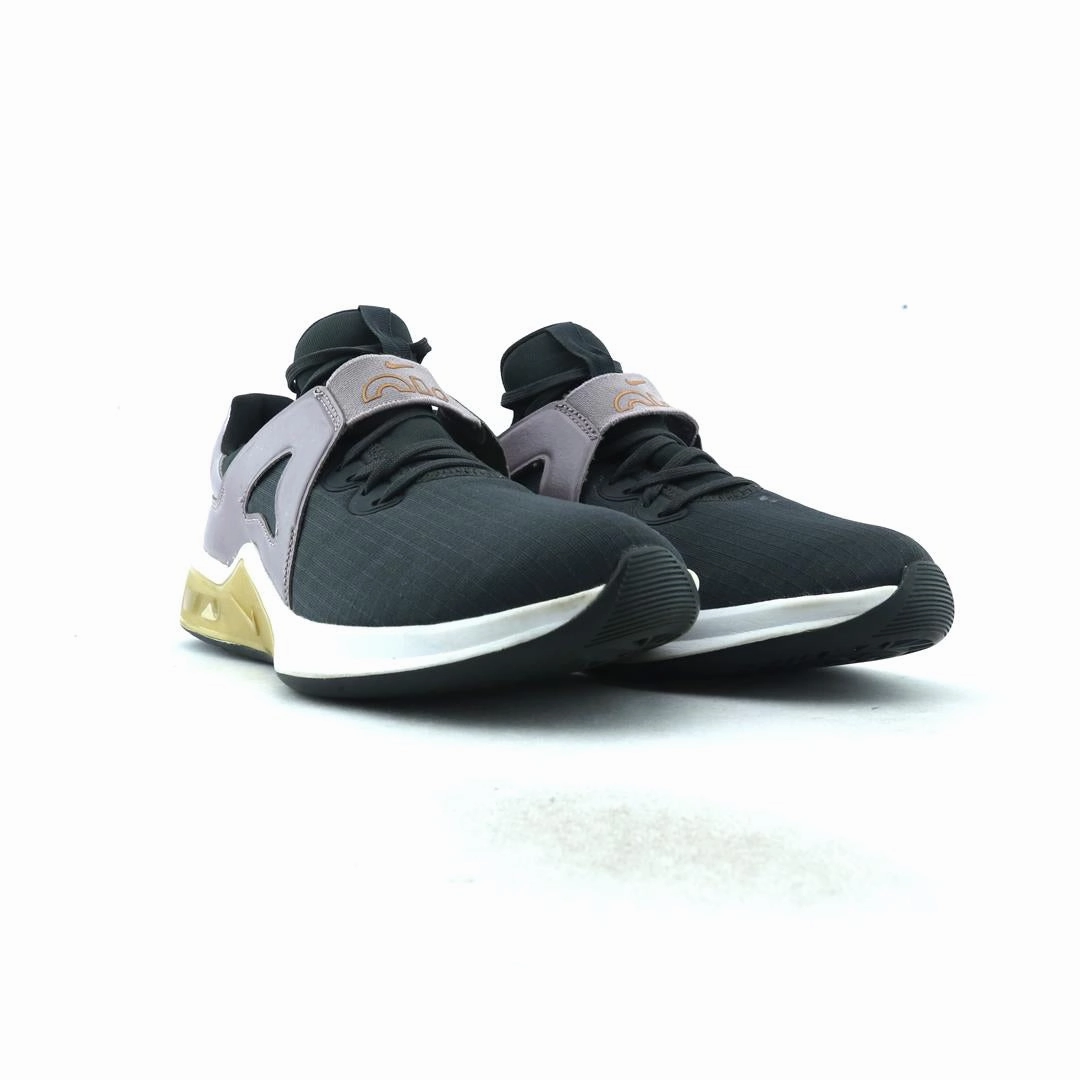 Nike Create Shoe NIKE AIR MAX BELLA TR 5