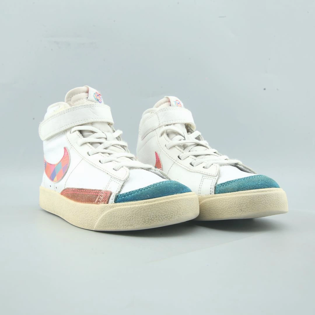 Nike Nylon Cortez Shoes NIKE  BLAZER MID '77 CHINESE NEW YEAR