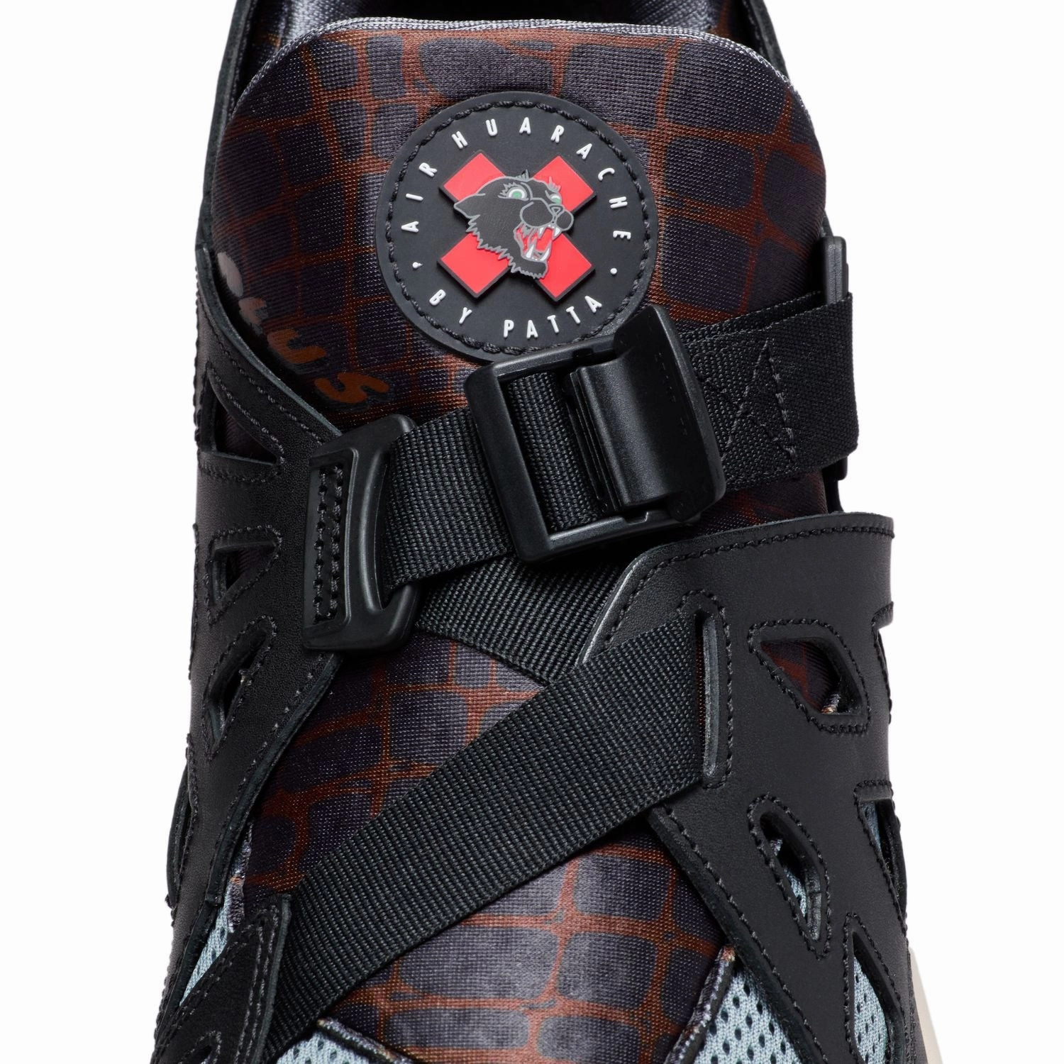 Nike Air Force 1 Shoe   Patta Air Huarache 'Black Cool Grey'