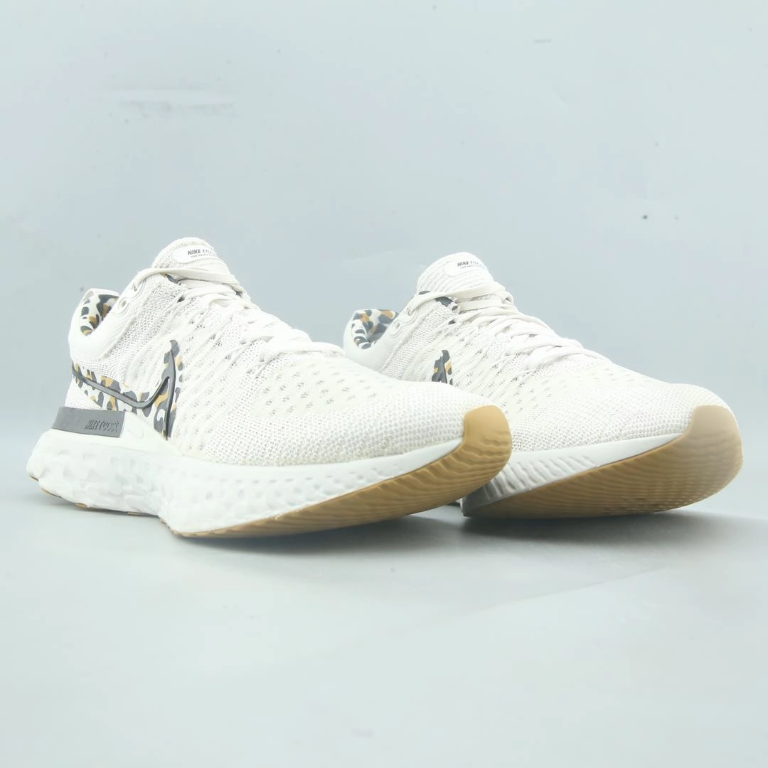 NIKE  REACT INFINITY RUN FLYKNIT 2 Nike Shoe Sizes