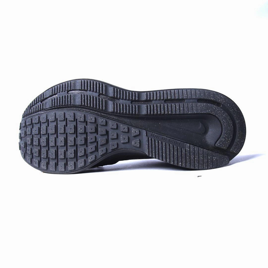 NIKE  RUN SWIFT 3 Nike Vegan Shoes