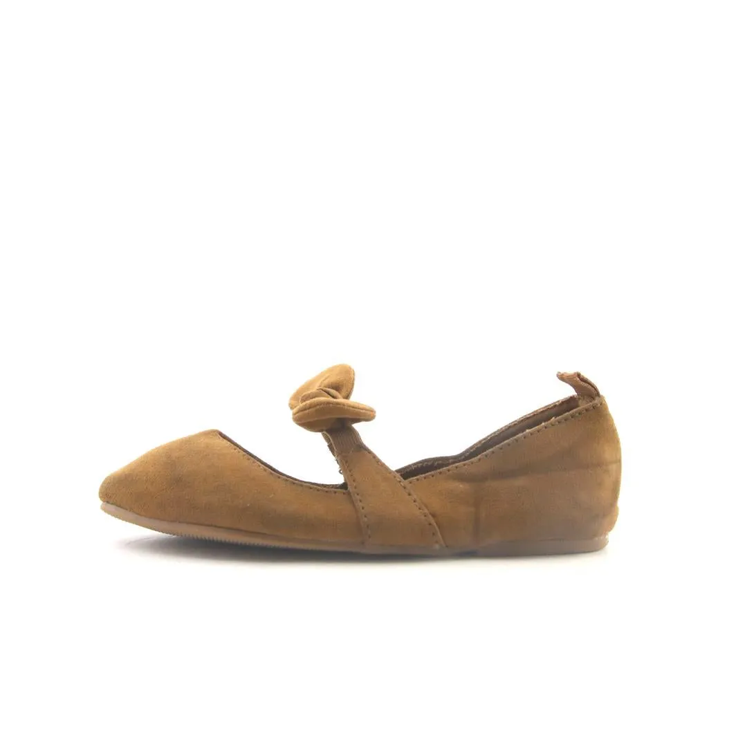 OLD NAVY . Teenage Sandals