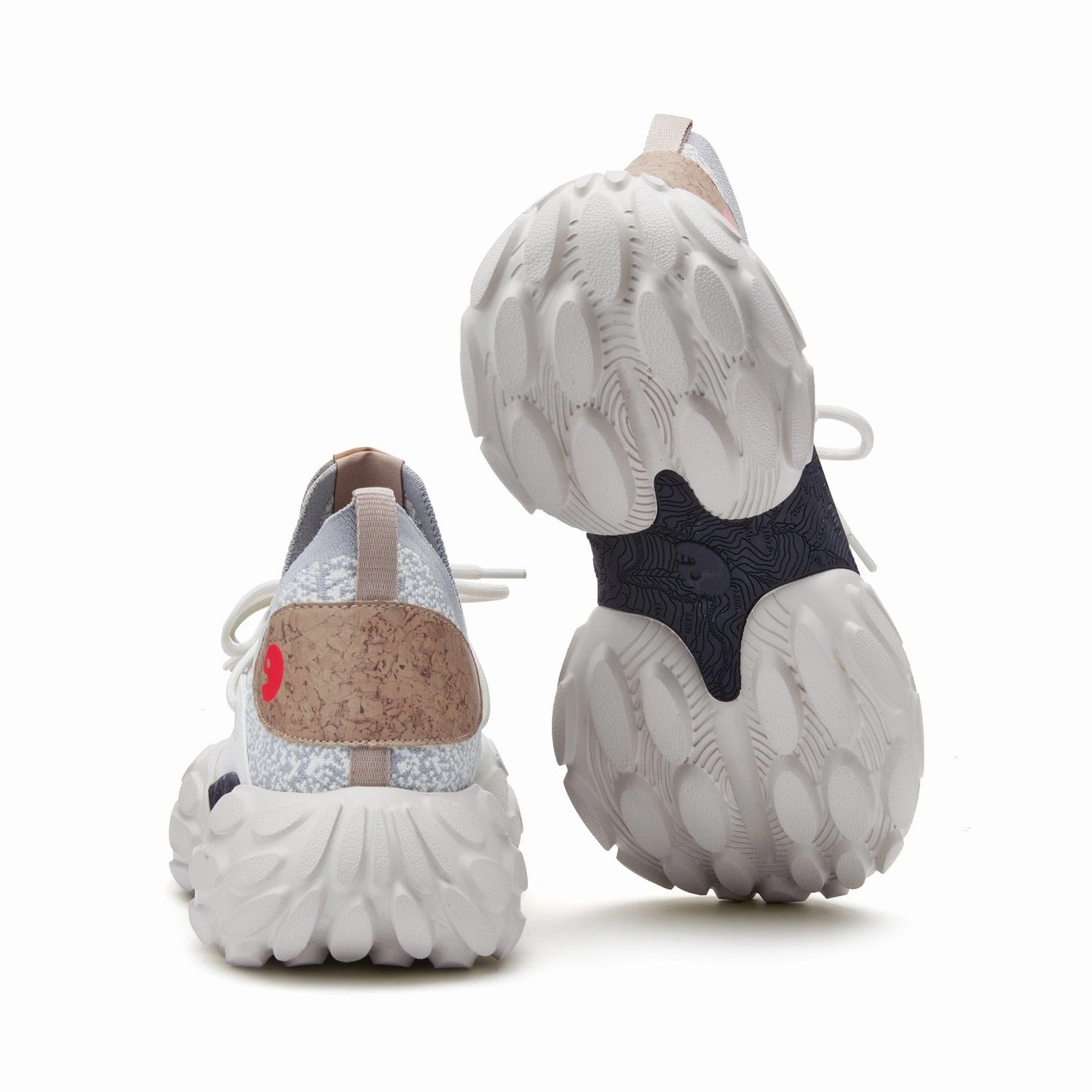 Trails Shoes Oreo Wafer Biscuit Mulhacen I Women