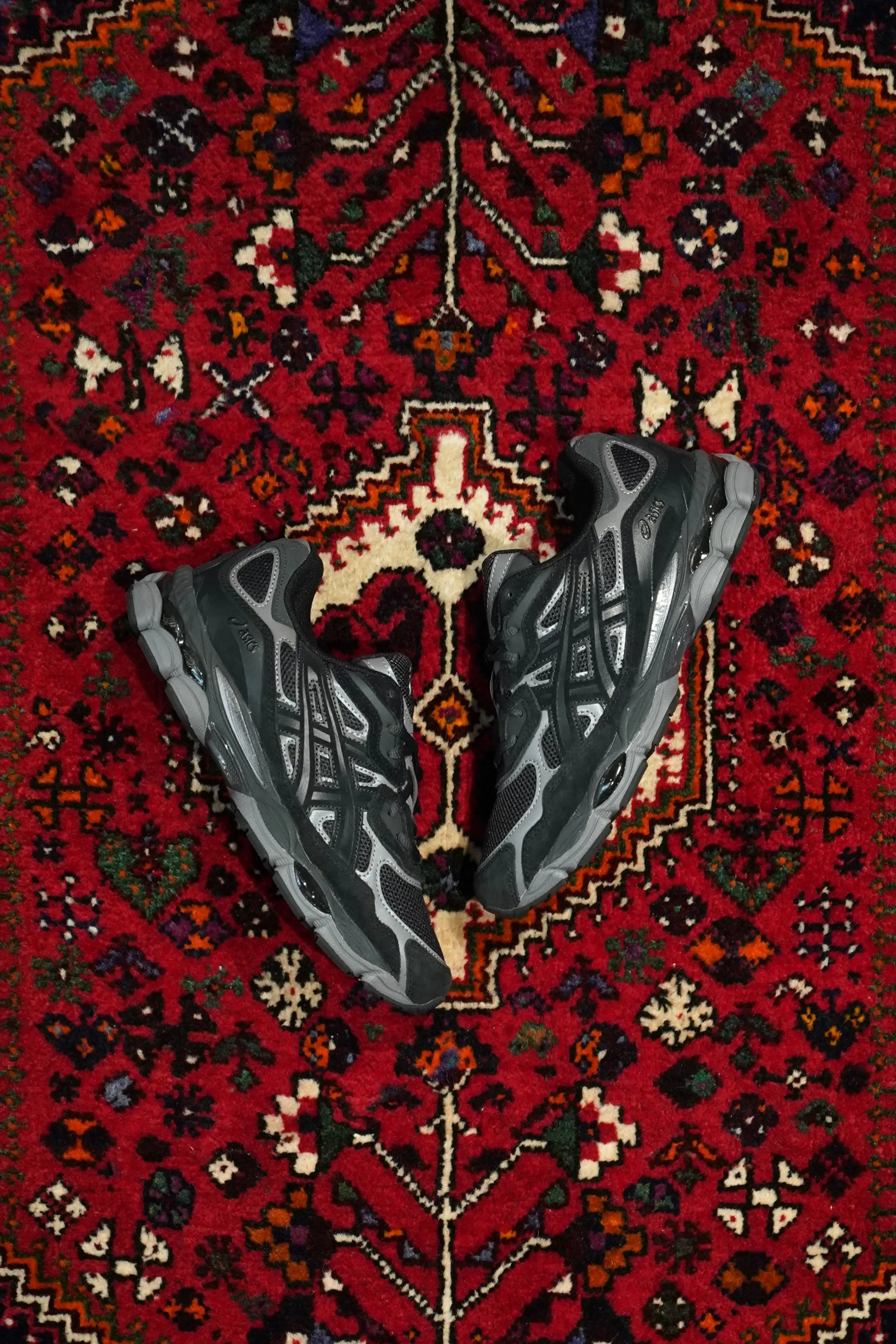 asics GEL-NYC (GRAPHITE GREY/BLACK) Last Season Asics Running Shoes