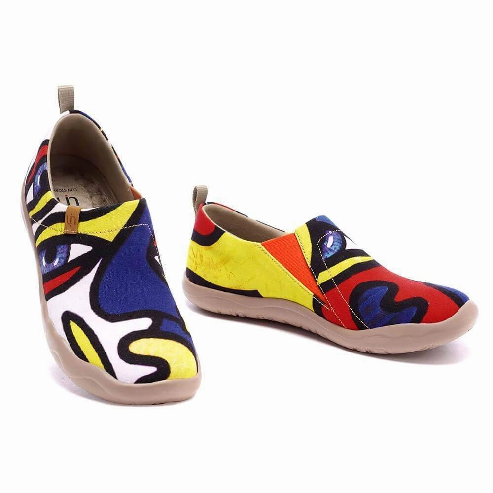 Charming Kiss II Casual Shoes On Formal Pants